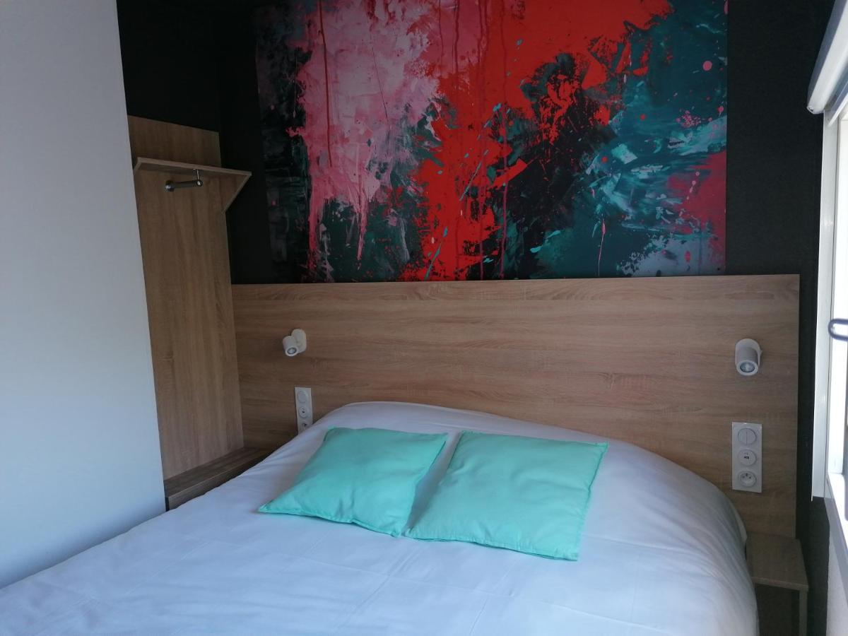 Kyriad Direct Orleans - Olivet - La Source Hotel