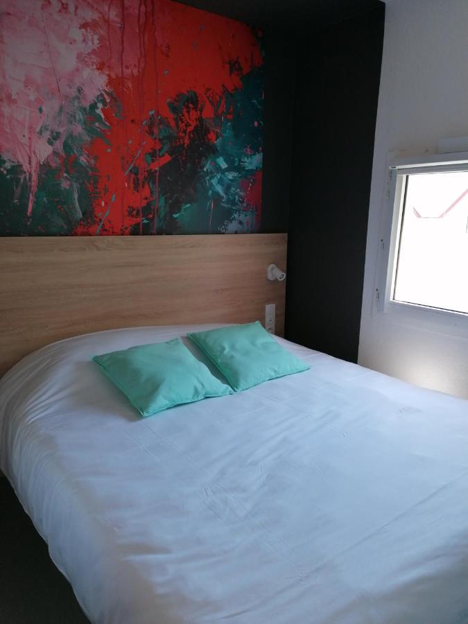 Kyriad Direct Orleans - Olivet - La Source Hotel